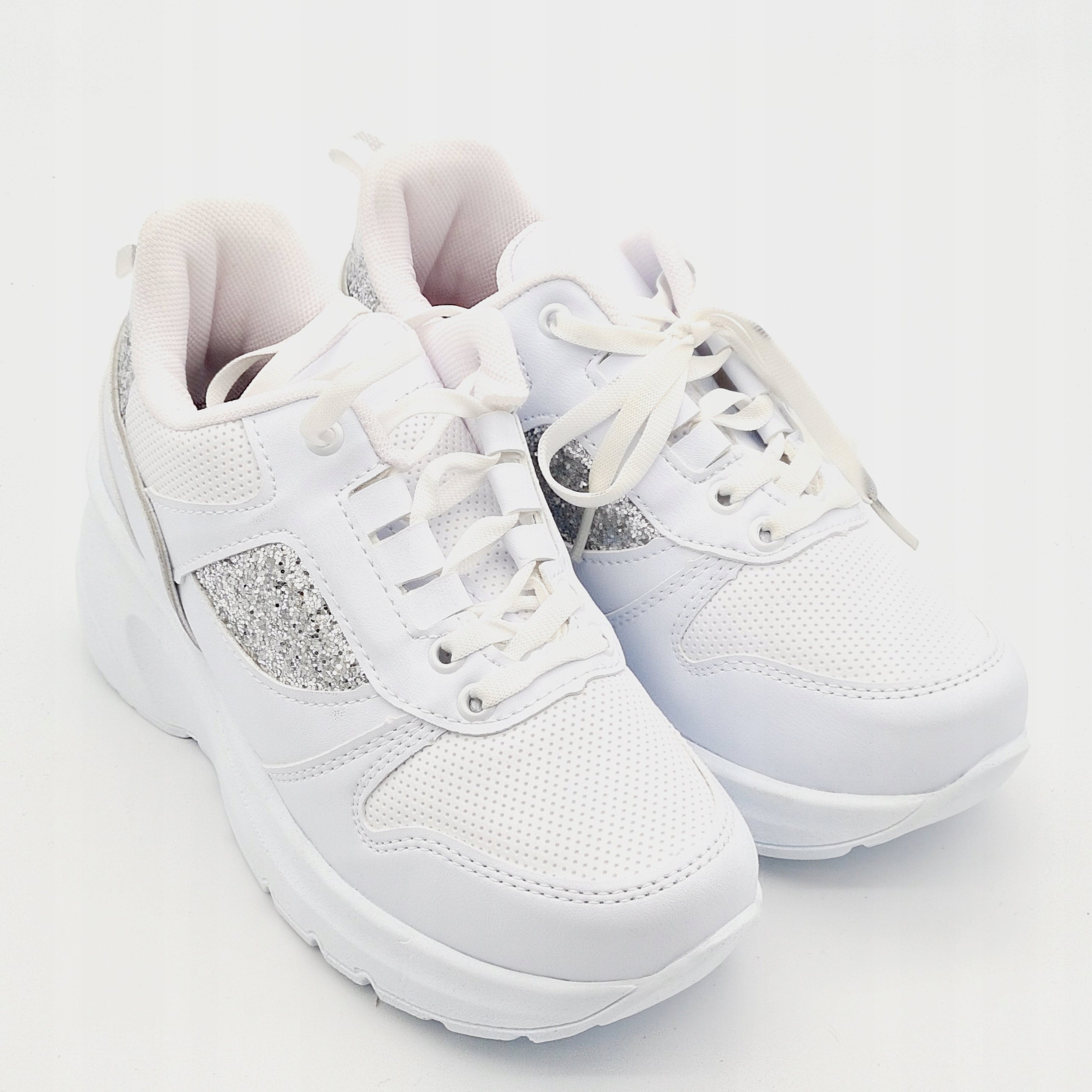 Białe Sneakersy Damskie PILLA BEYAZ SPOR Brokat 37