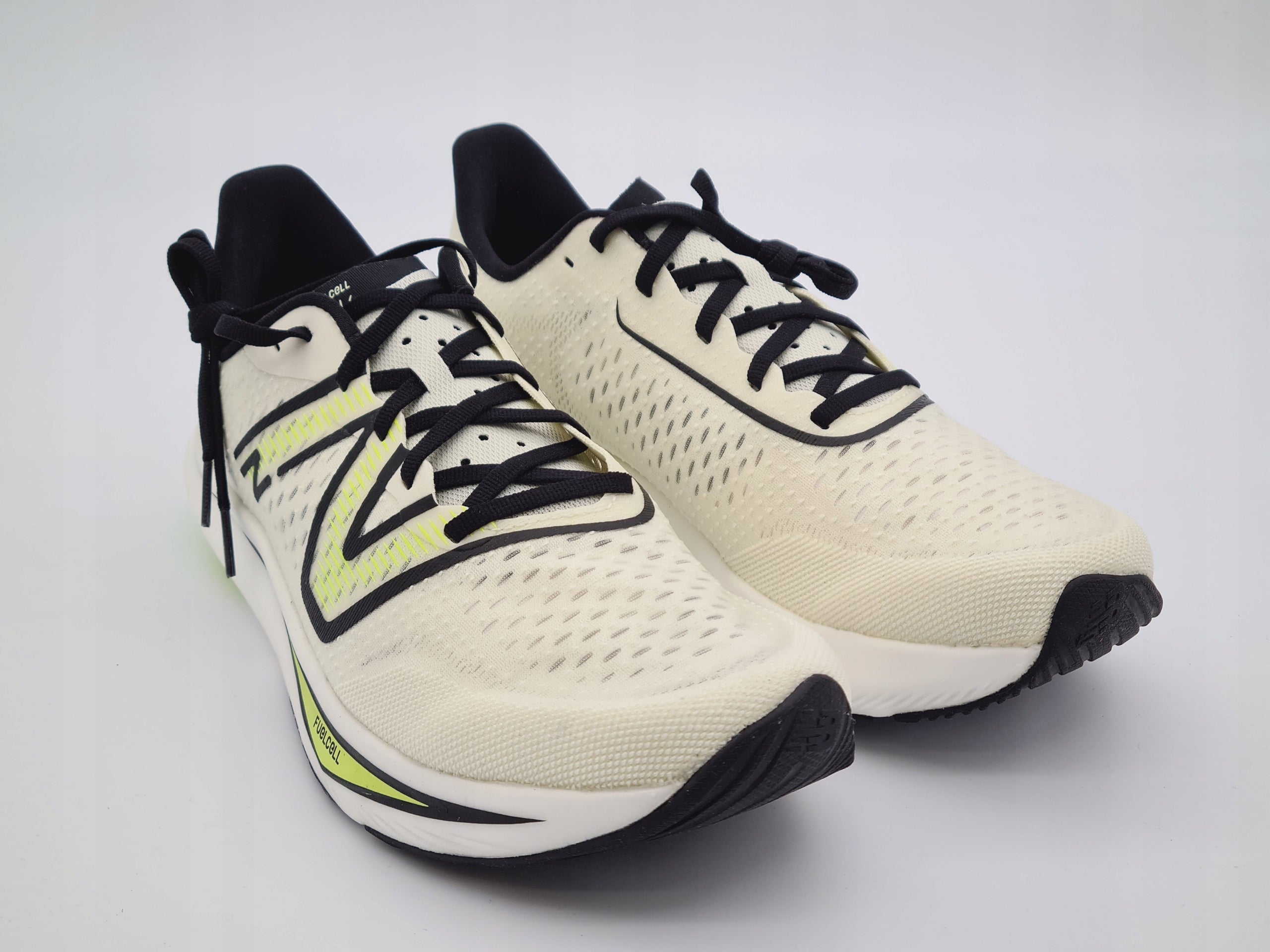 Buty sportowe męskie NEW BALANCE r. 44 MFCXCT3