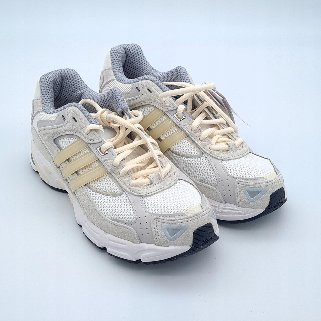 Buty Adidas Response CL r. 39 1/3 GZ1562 Po zwrocie URWANA SZNURÓWKA