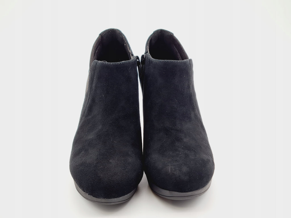 Botki Clarks Ambyr Hope Czarne Zamsz Rozm 38 Słupek