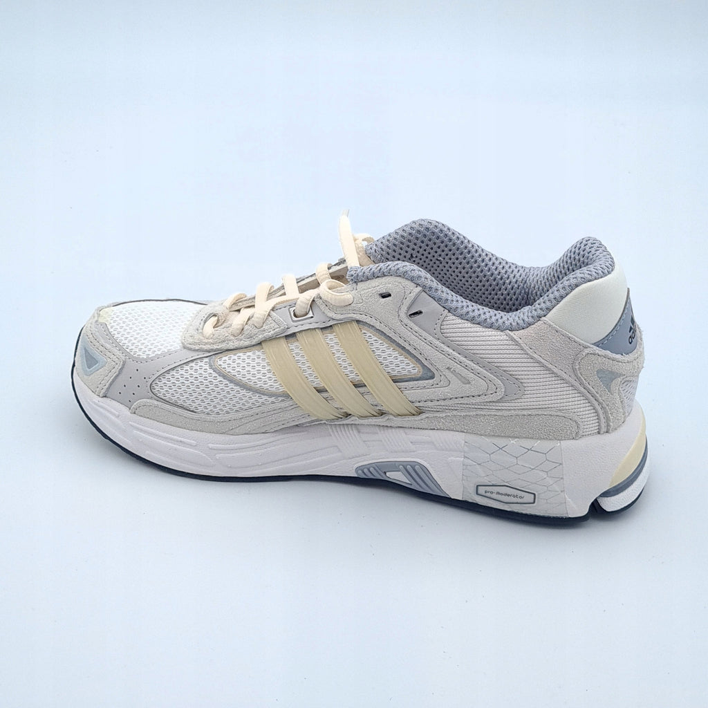 Buty Adidas Response CL r. 39 1/3 GZ1562 Po zwrocie URWANA SZNURÓWKA