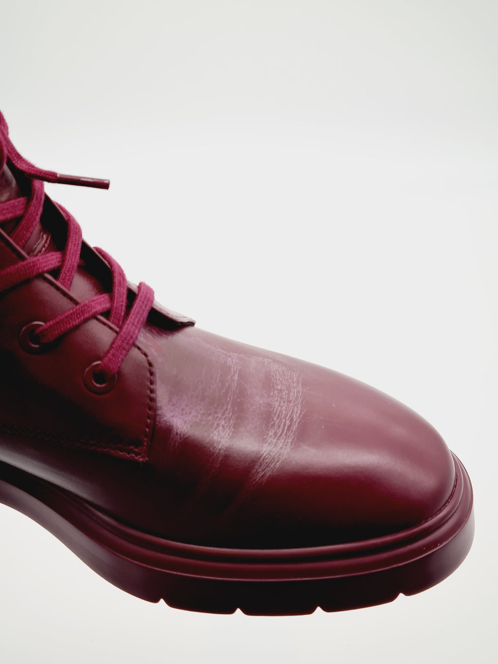 STUART WEITZMAN MCKENZEE Skóra Cranberry 36 DEFEKT