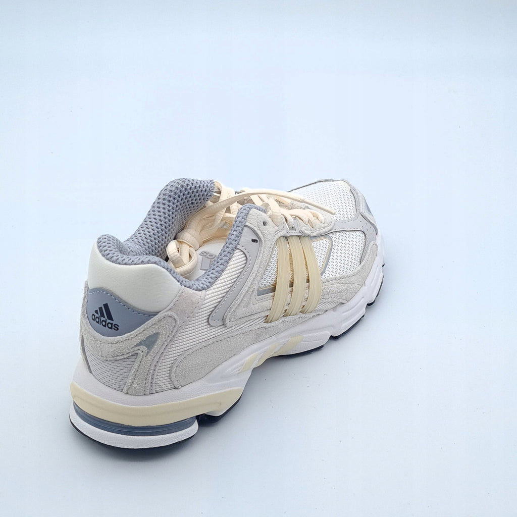 Buty Adidas Response CL r. 39 1/3 GZ1562 Po zwrocie URWANA SZNURÓWKA