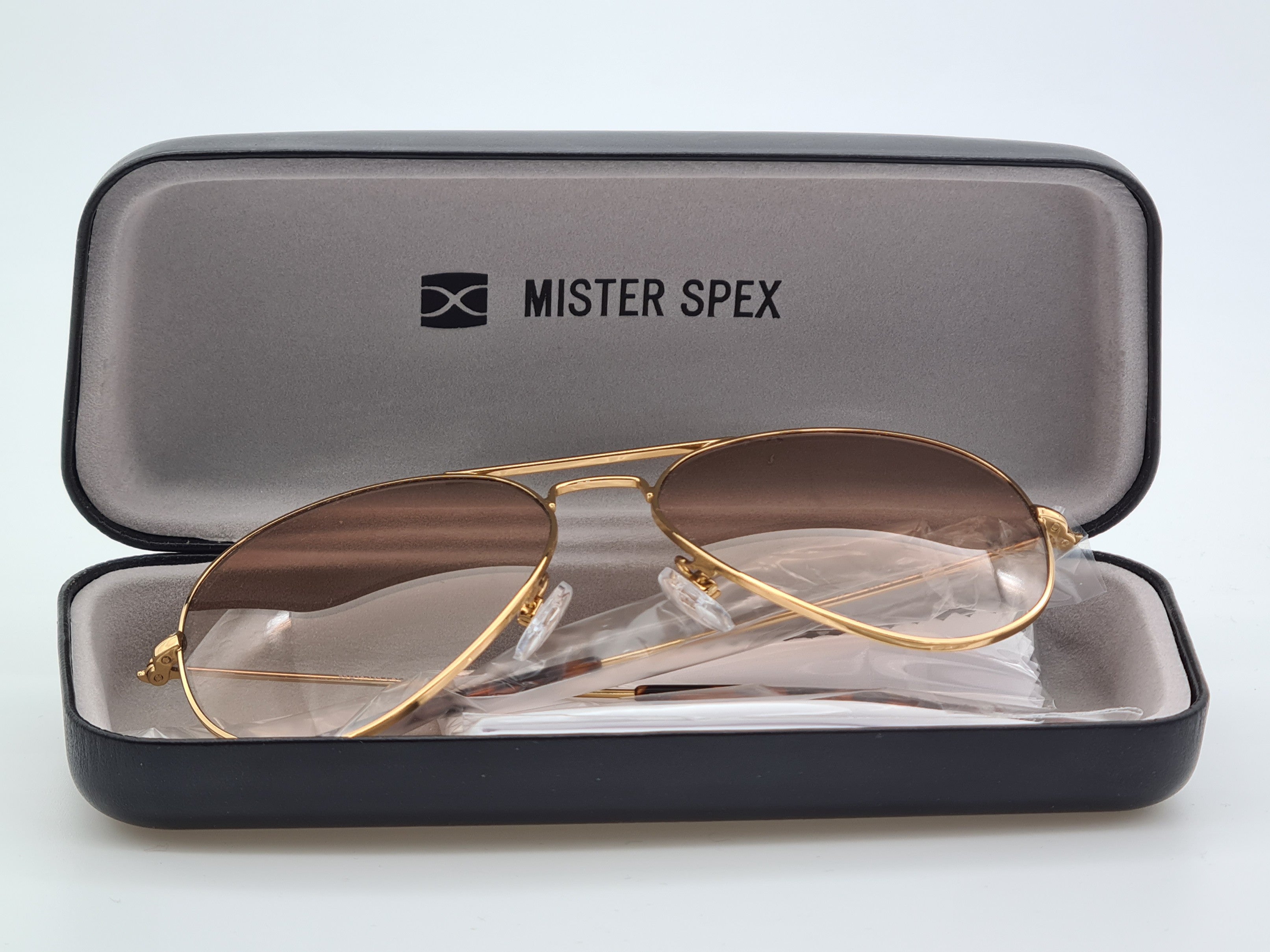 Okulary przeciwsłoneczne Mister Spex TOM 2004
