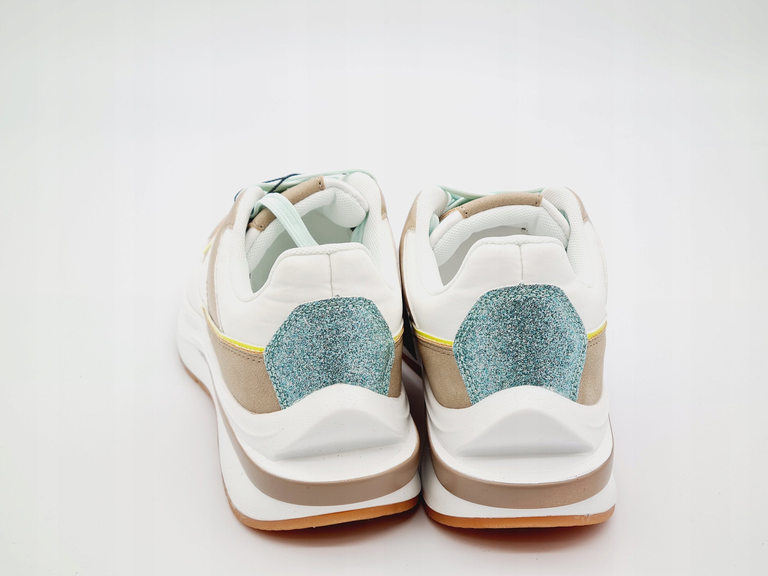 Sneakersy Kaporal Clipper Beige Multi - Stylowe r. 38
