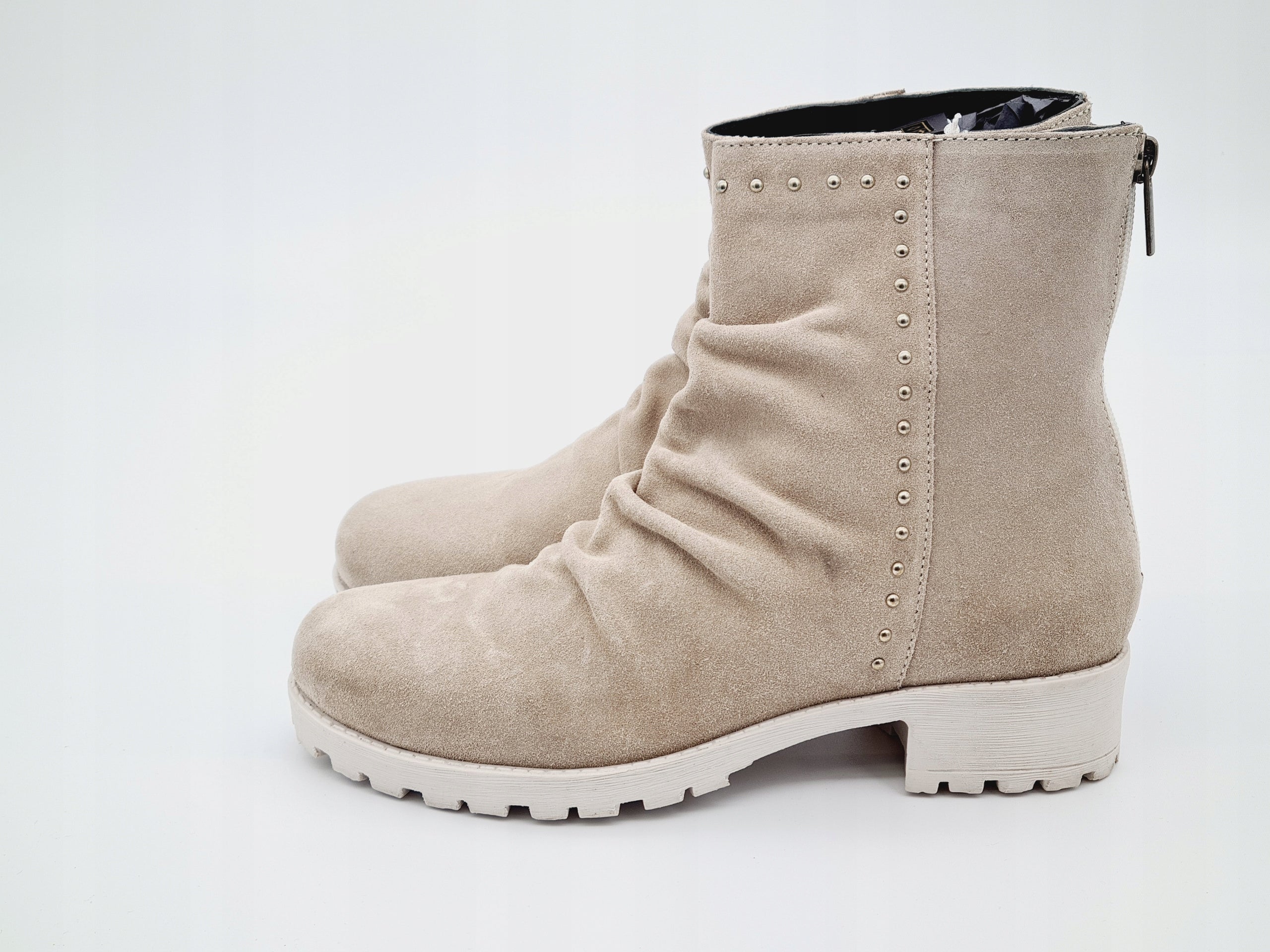 Botki Zamszowe LAZAMANI 85.516 Beżowe r. 38 OutLet