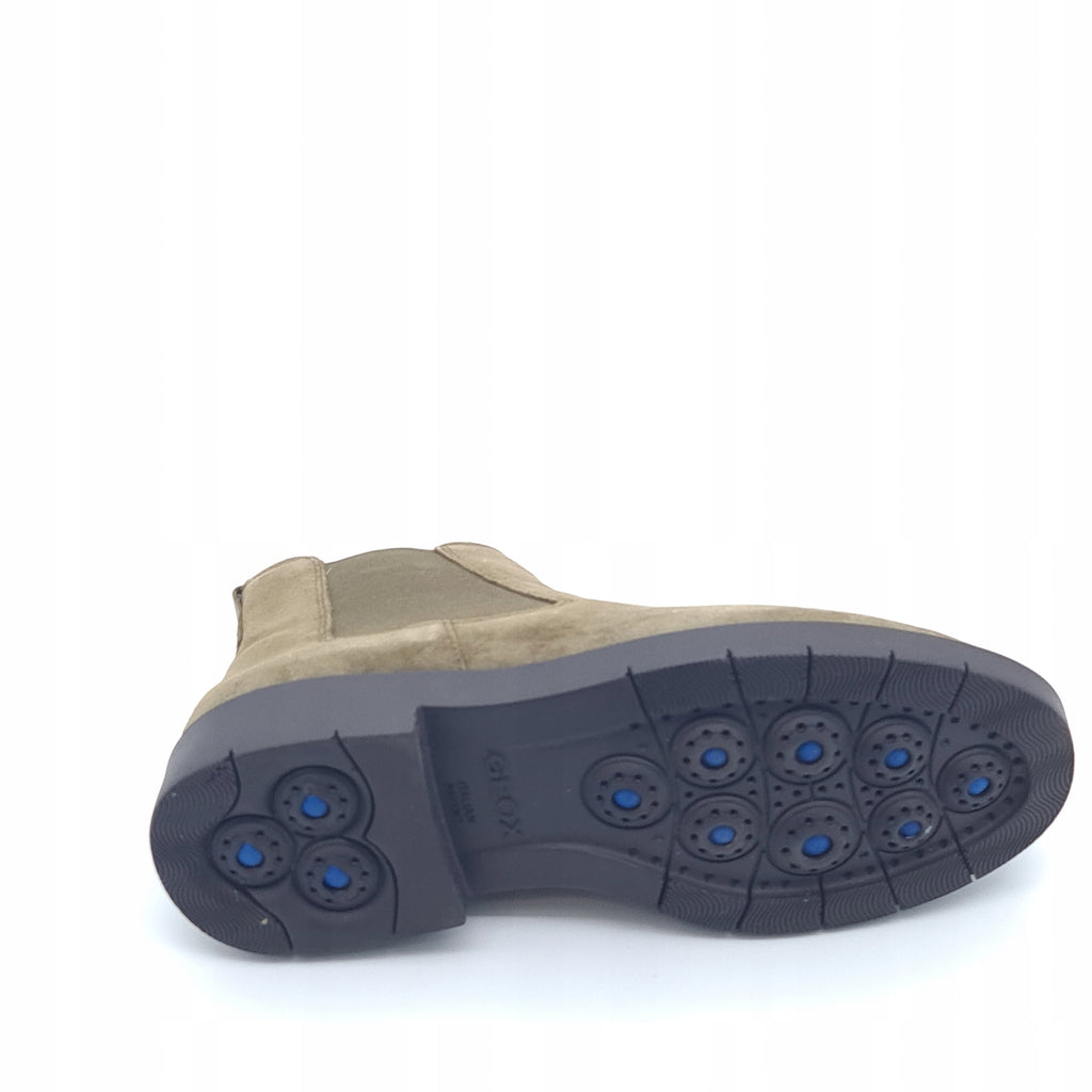 GEOX SPHERICA EC1 C Botki Damskie Zamszowe Beżowe 37,5