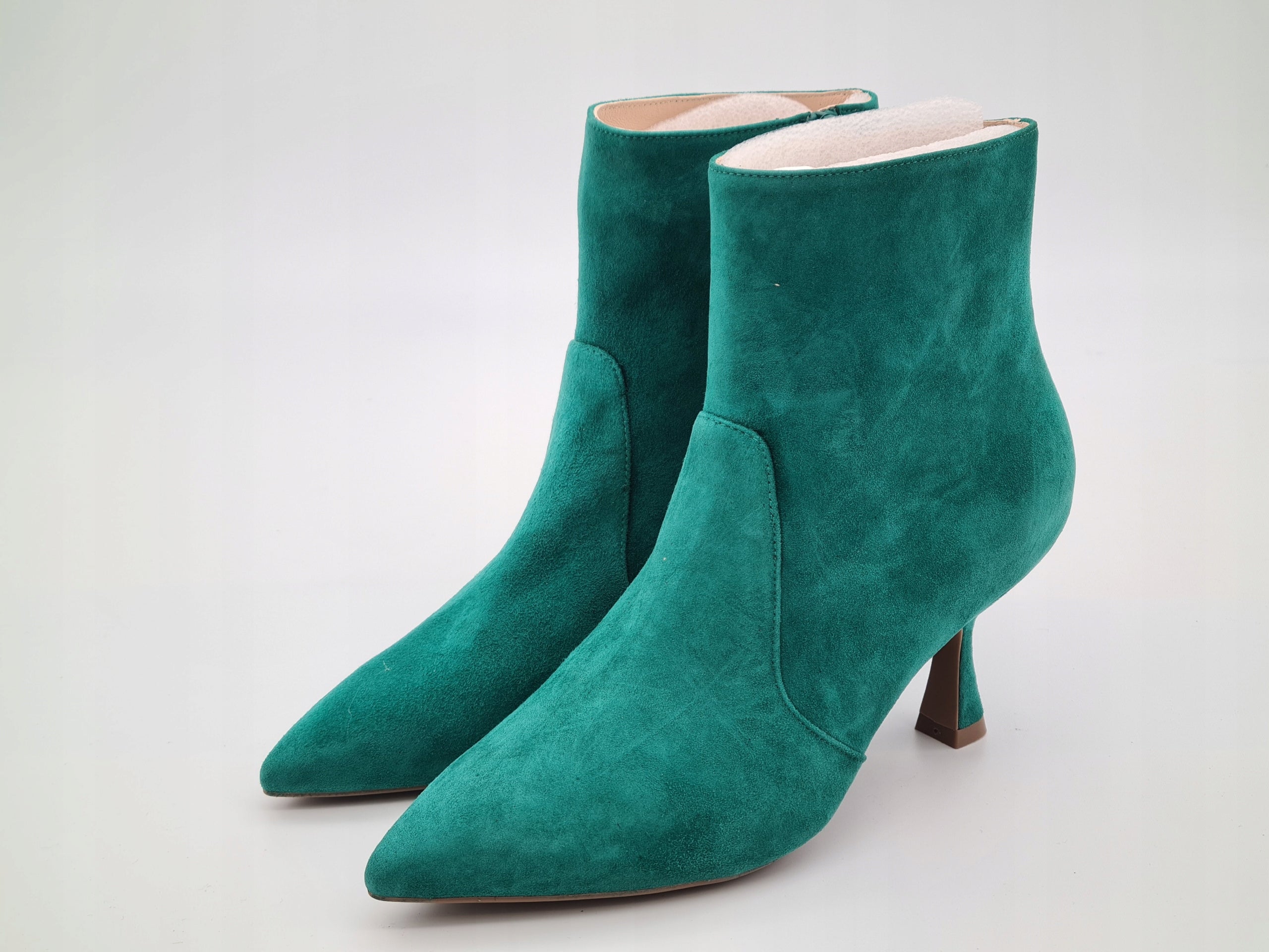 Botki STUART WEITZMAN Melena 75 Zielone Zamsz r.37
