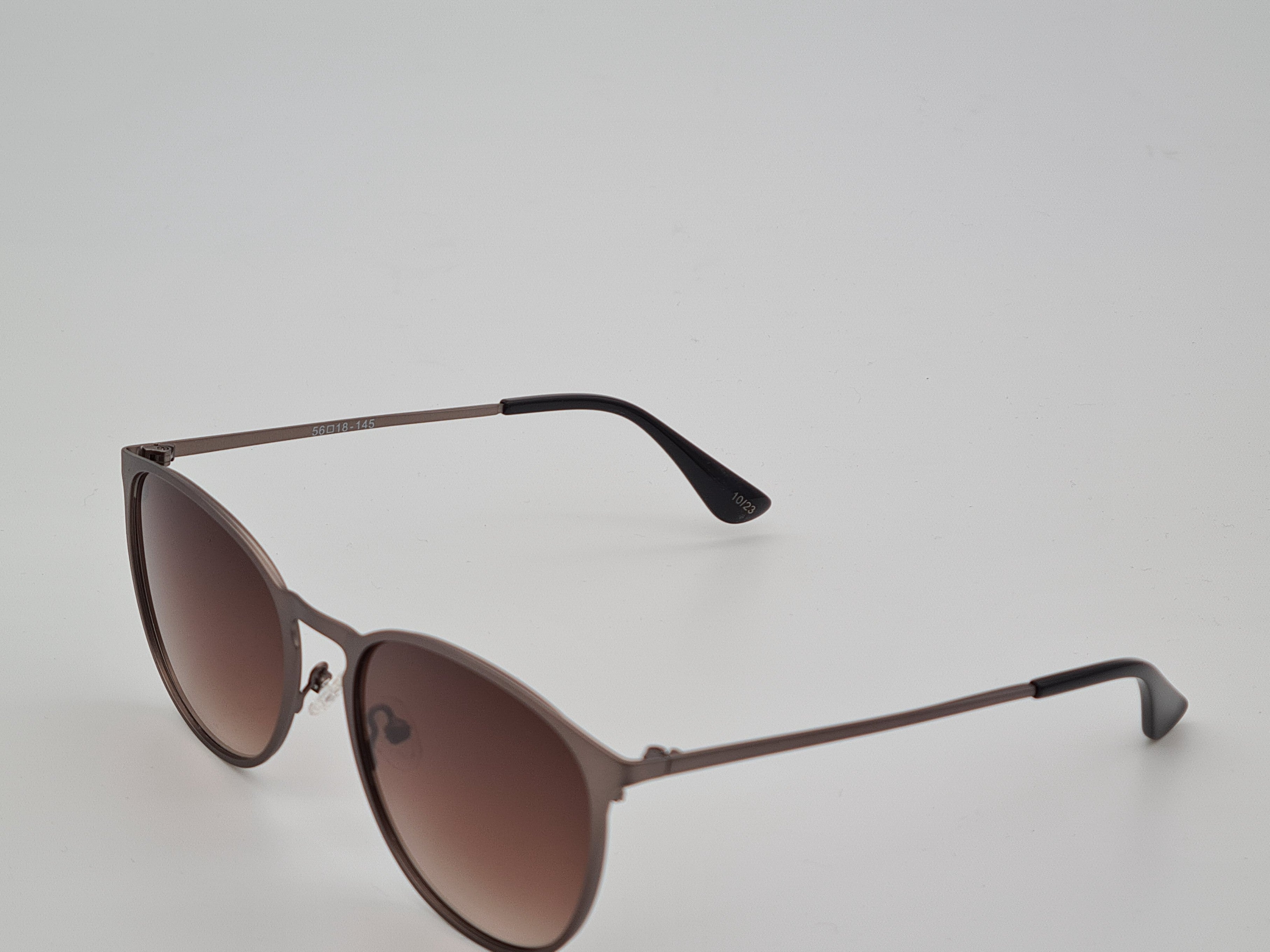 Okulary przeciwsłoneczne Mister Spex Isla 2038